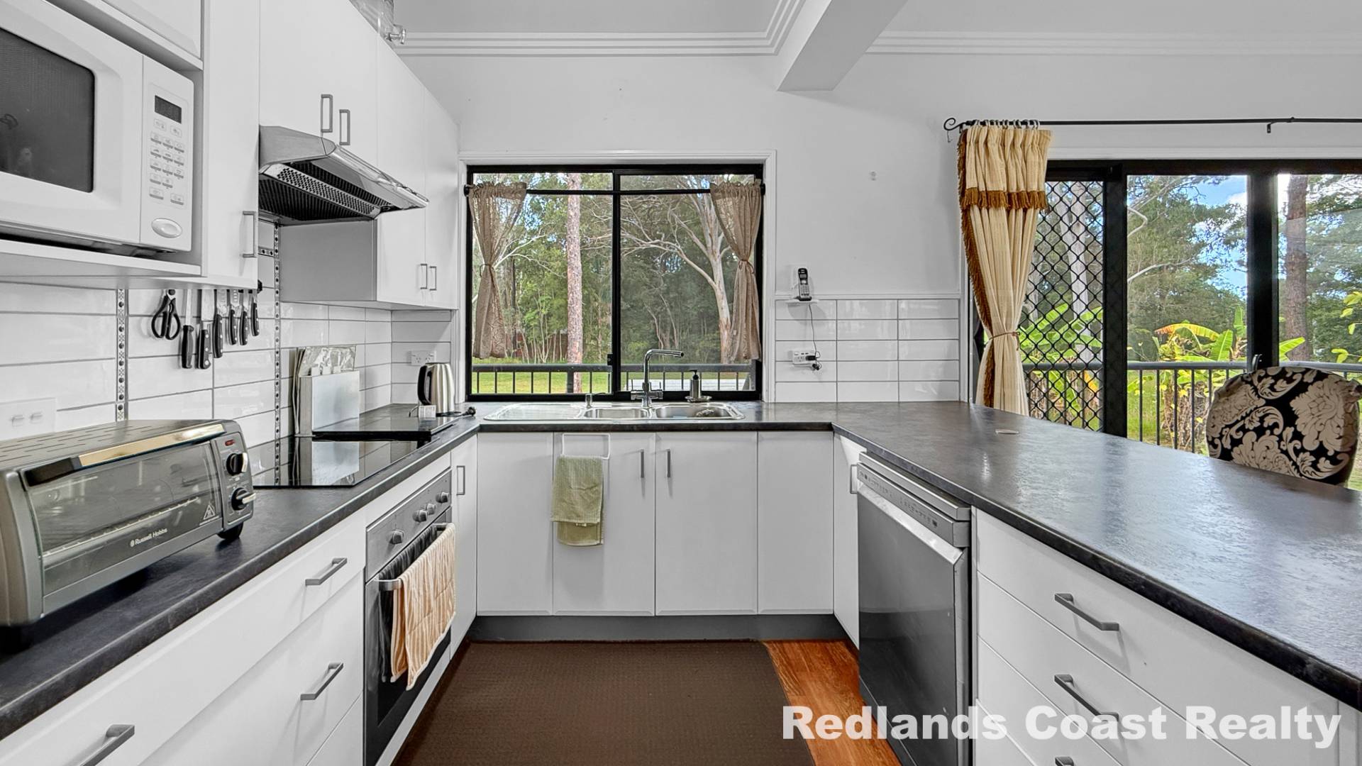 30 Paula Parade, Lamb Island, Lamb Island - Thumbnail 7