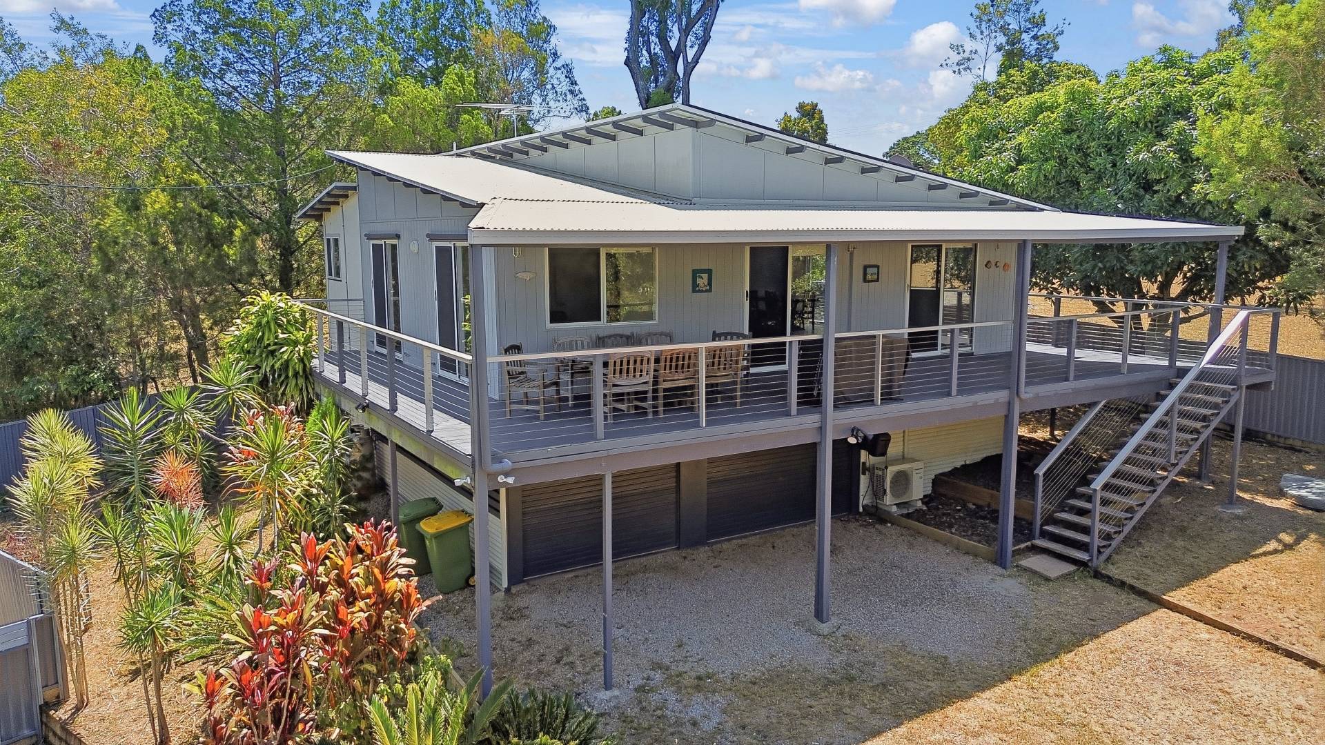 33 Scarborough Terrace, Macleay Island, Macleay Island - Thumbnail 2