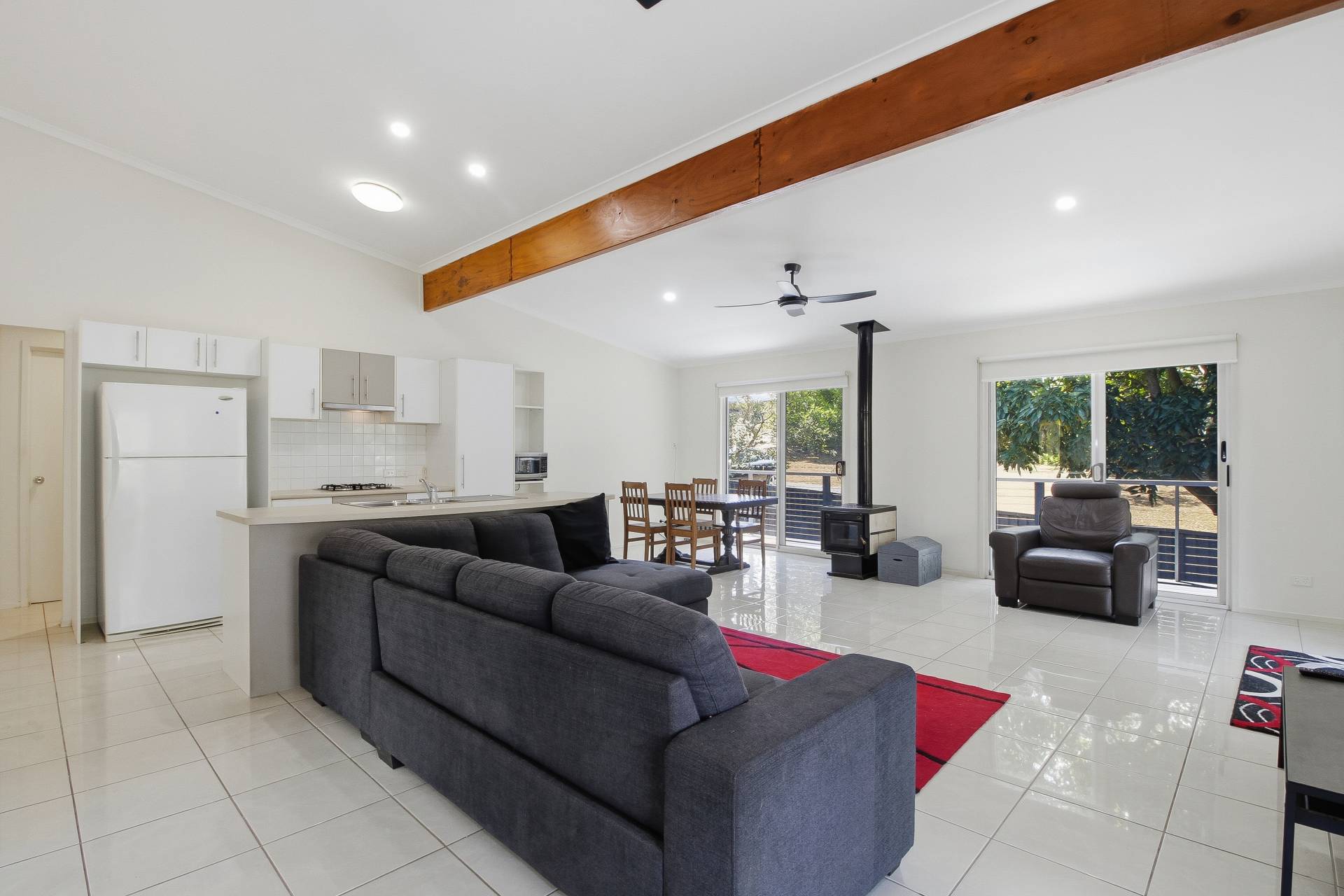 33 Scarborough Terrace, Macleay Island, Macleay Island - Thumbnail 4