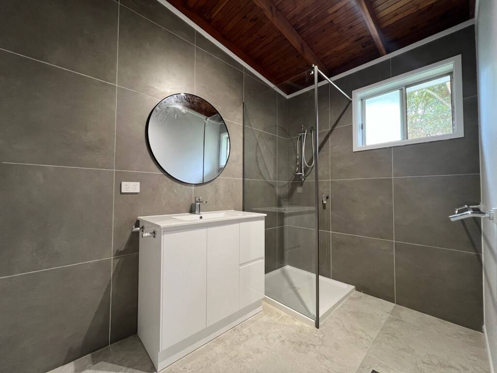 7 Noondoo Street, Macleay Island, Macleay Island - Thumbnail 2