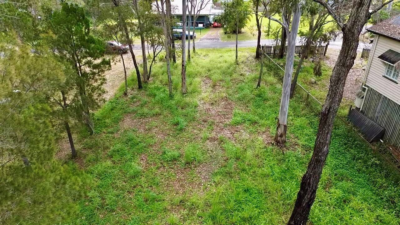 16 Blue Waters Crescent, Macleay Island, Macleay Island - Thumbnail 3