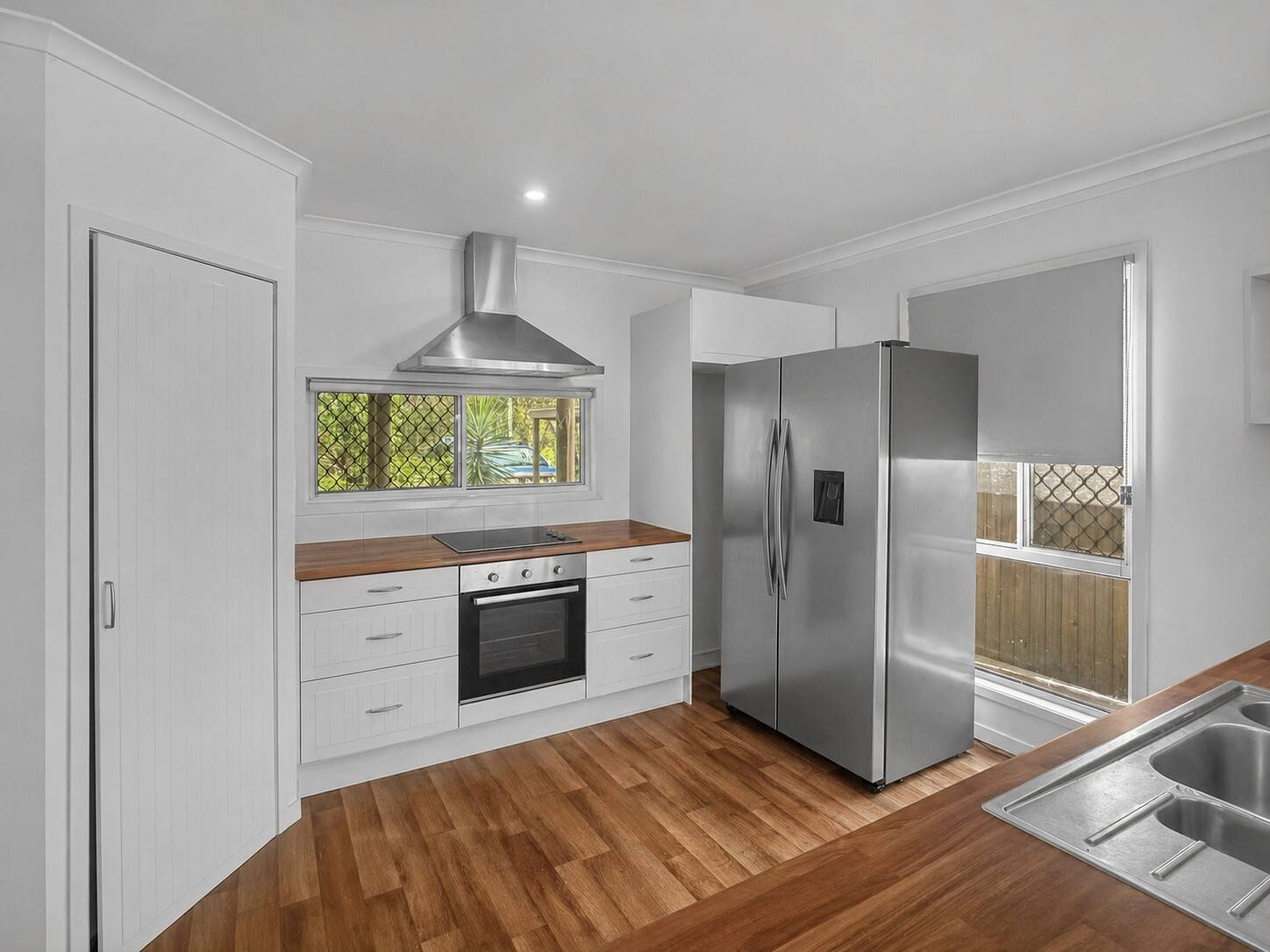 56 Alexander Street, Macleay Island, Macleay Island - Thumbnail 2