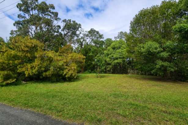 Generous 974m2 block with water access potential