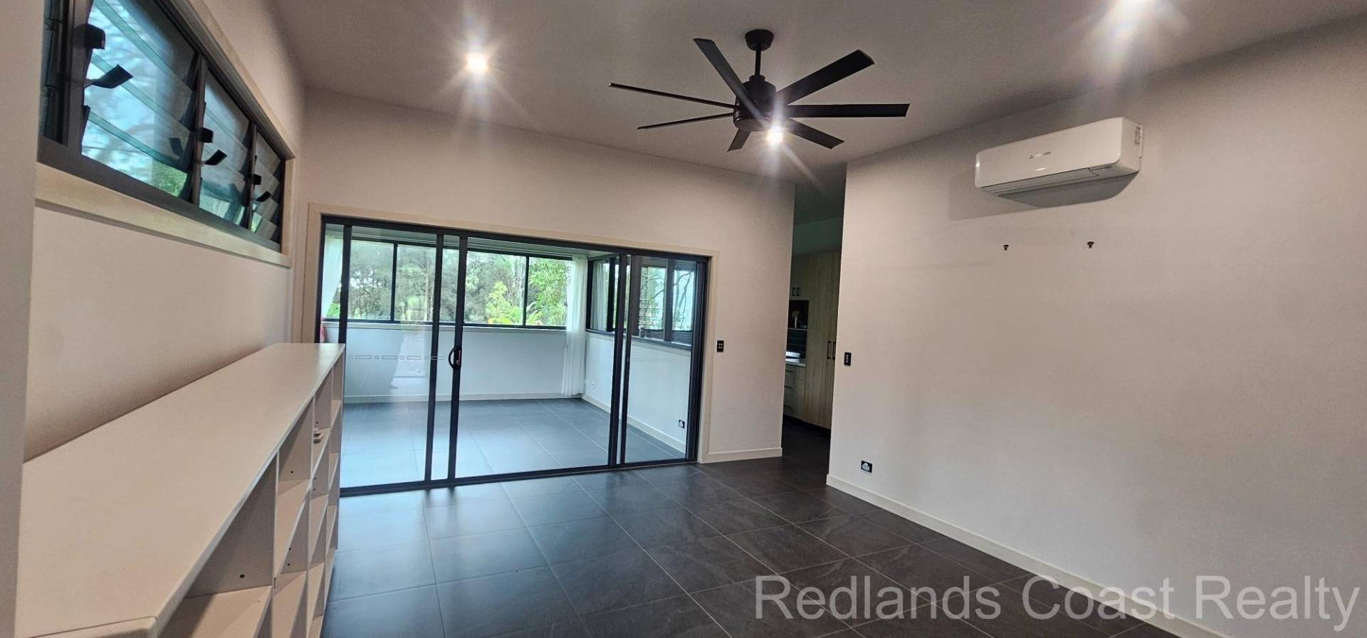 65 Coondooroopa Drive, Macleay Island, Macleay Island - Thumbnail 2
