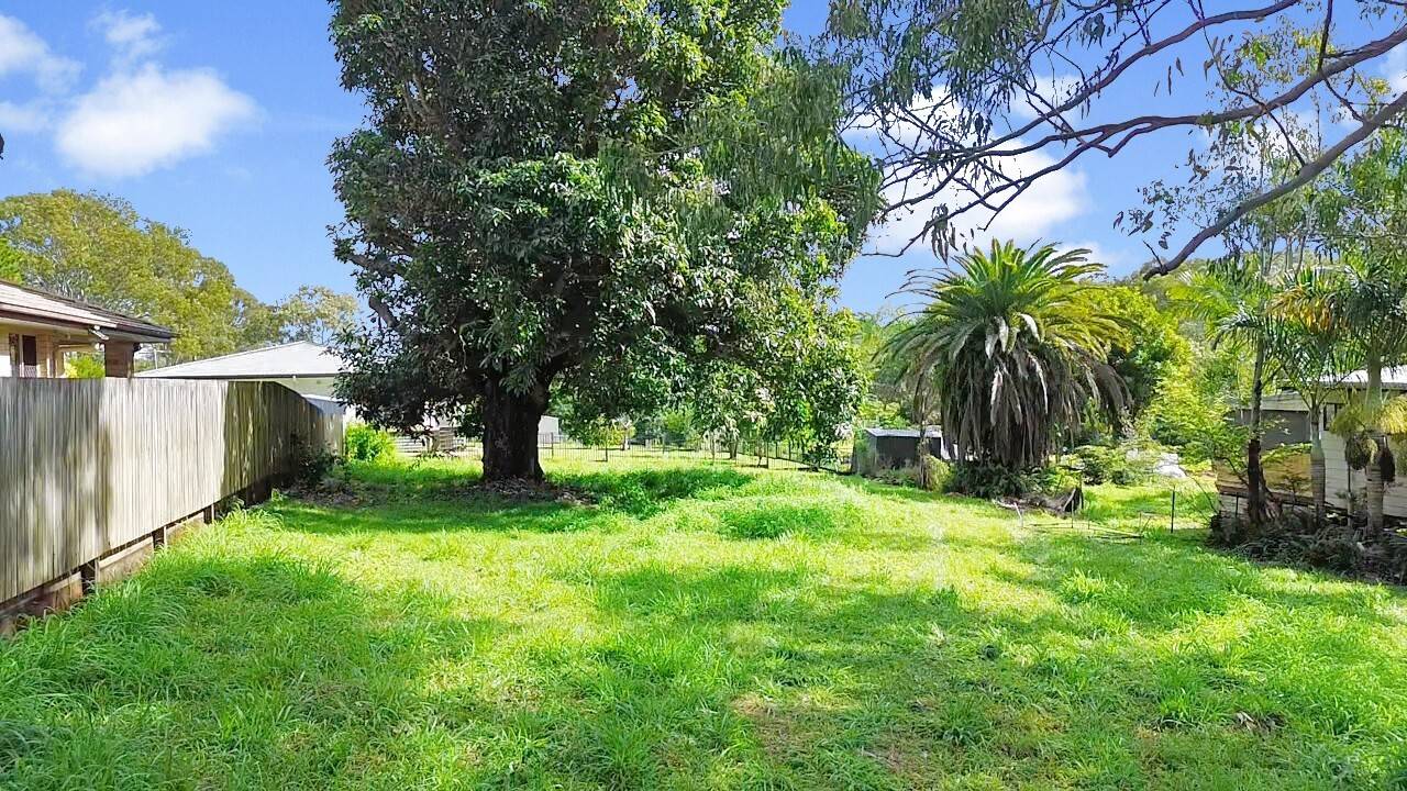 63 High Central Road, Macleay Island, Macleay Island - Image 1
