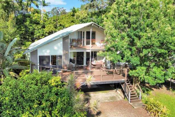 Enjoy Space, Comfort and a Relaxed Island Lifestyle
