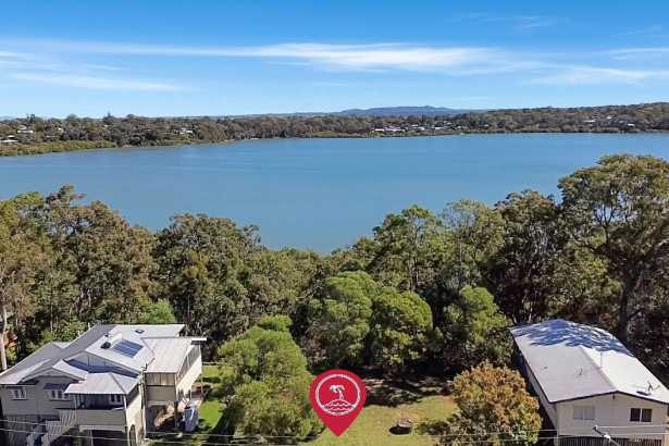 Build by the Water – Perulpa Island