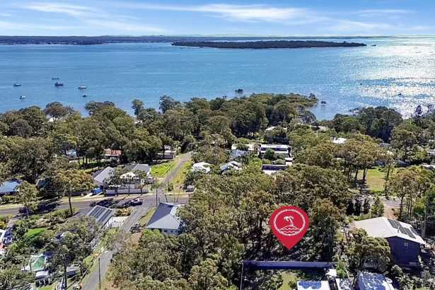 Northern End Buying – Big Frontage, Great Location