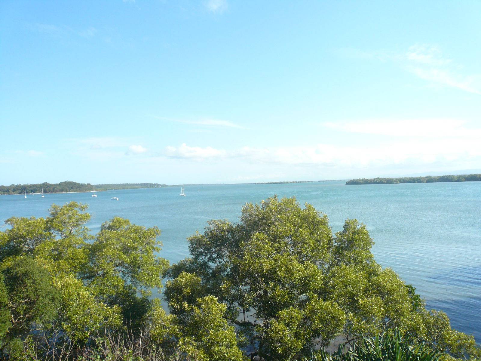 8 Emily Crescent, Macleay Island, Macleay Island - Thumbnail 3