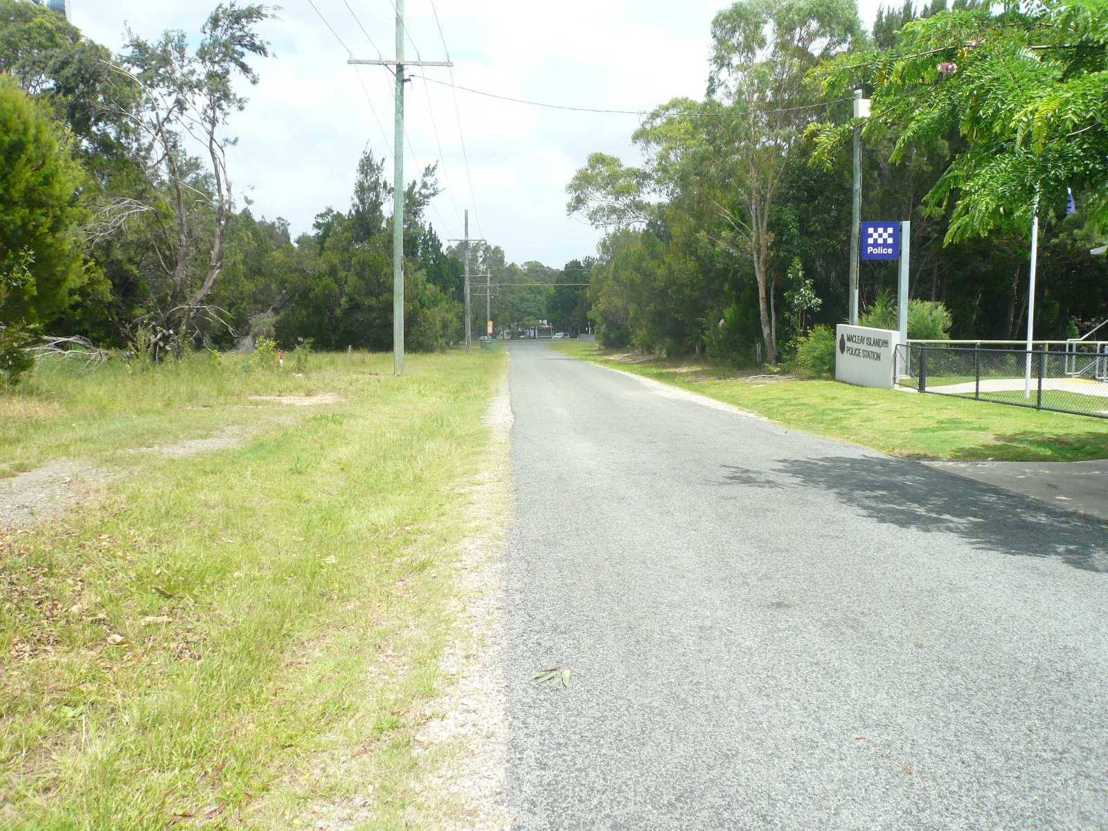 10 Pelican Street, Macleay Island, Macleay Island - Thumbnail 2
