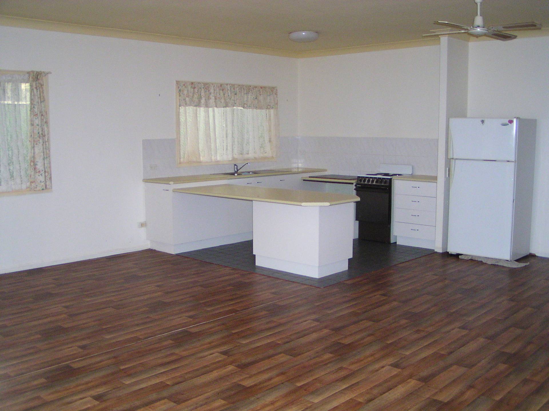 36 Noyes Parade, Karragarra Island, Karragarra Island - Thumbnail 5