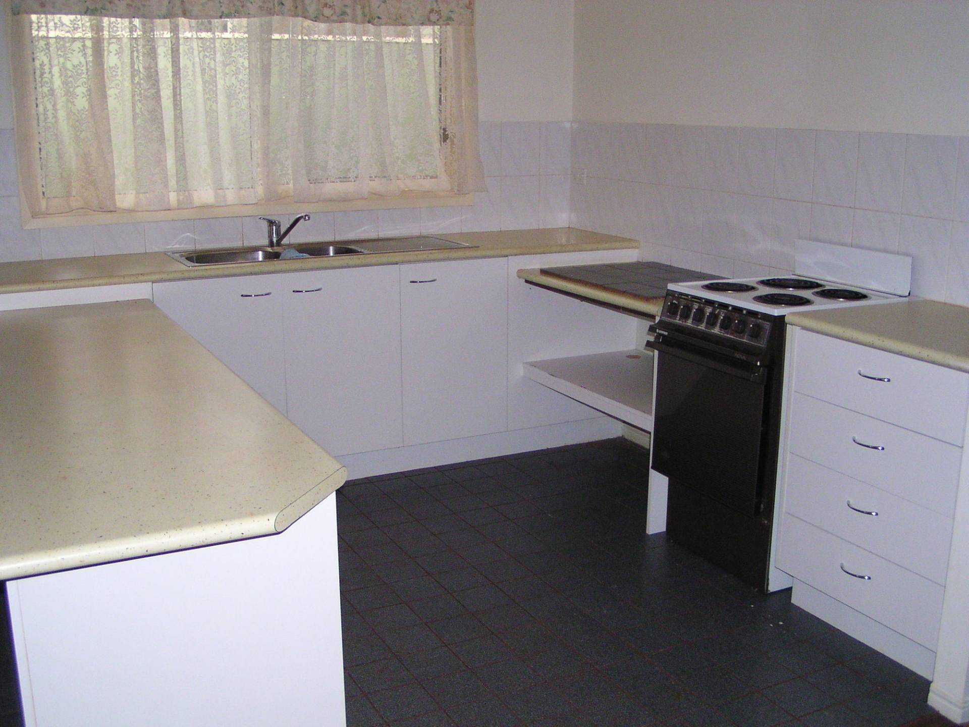 36 Noyes Parade, Karragarra Island, Karragarra Island - Thumbnail 2