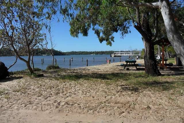 138 Treasure Island Avenue, Karragarra Island, Karragarra Island - Thumbnail 3