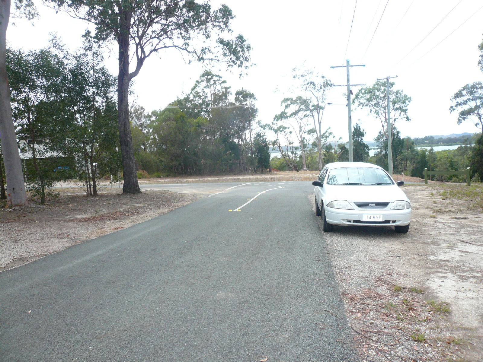 2 Calm Waters Crescent, Macleay Island, Macleay Island - Thumbnail 2