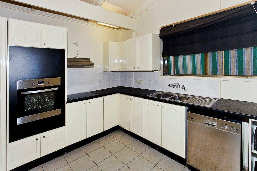 1 Treasure Island Avenue, Karragarra Island, Karragarra Island - Thumbnail 3