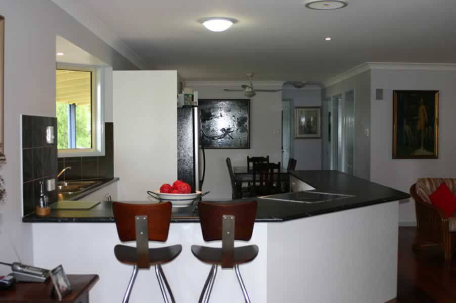 28 Coast Road, Macleay Island, Macleay Island - Thumbnail 4