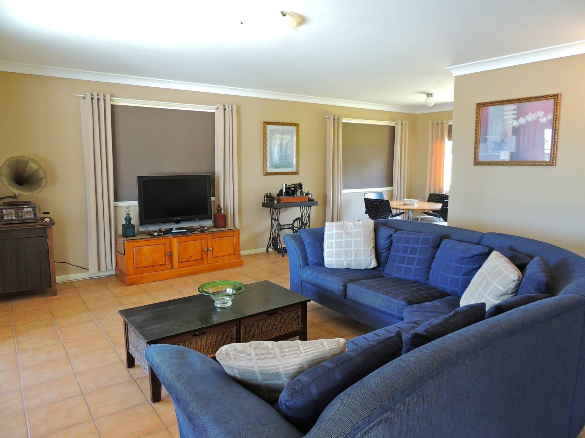 13 Shelly Crescent, Lamb Island, Lamb Island - Thumbnail 8