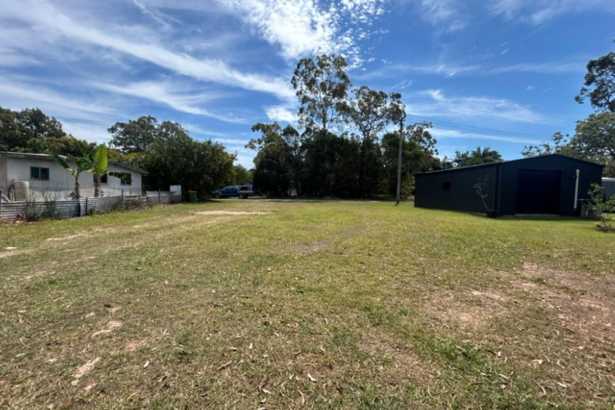 807m² Flat Block in Peaceful No-Through Road