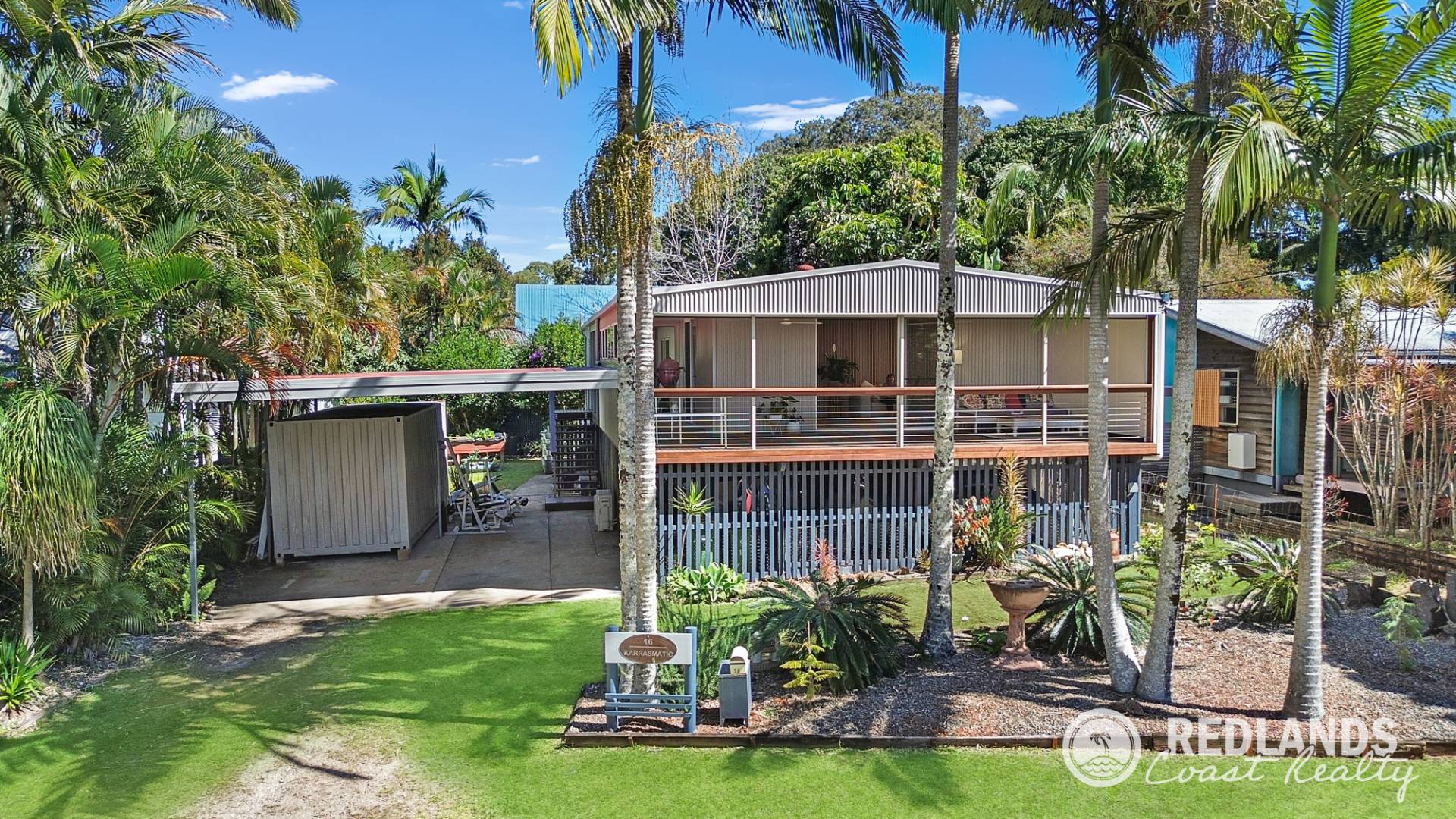 16 Noyes Parade, Karragarra Island - Image 1