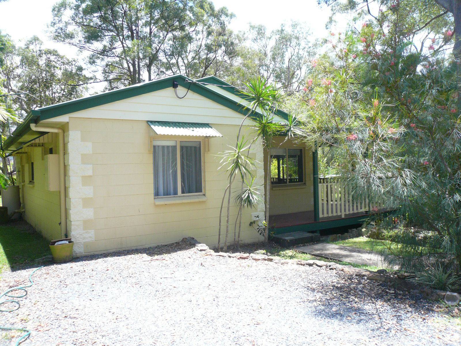 23 Marine Street, Macleay Island, Macleay Island - Thumbnail 2