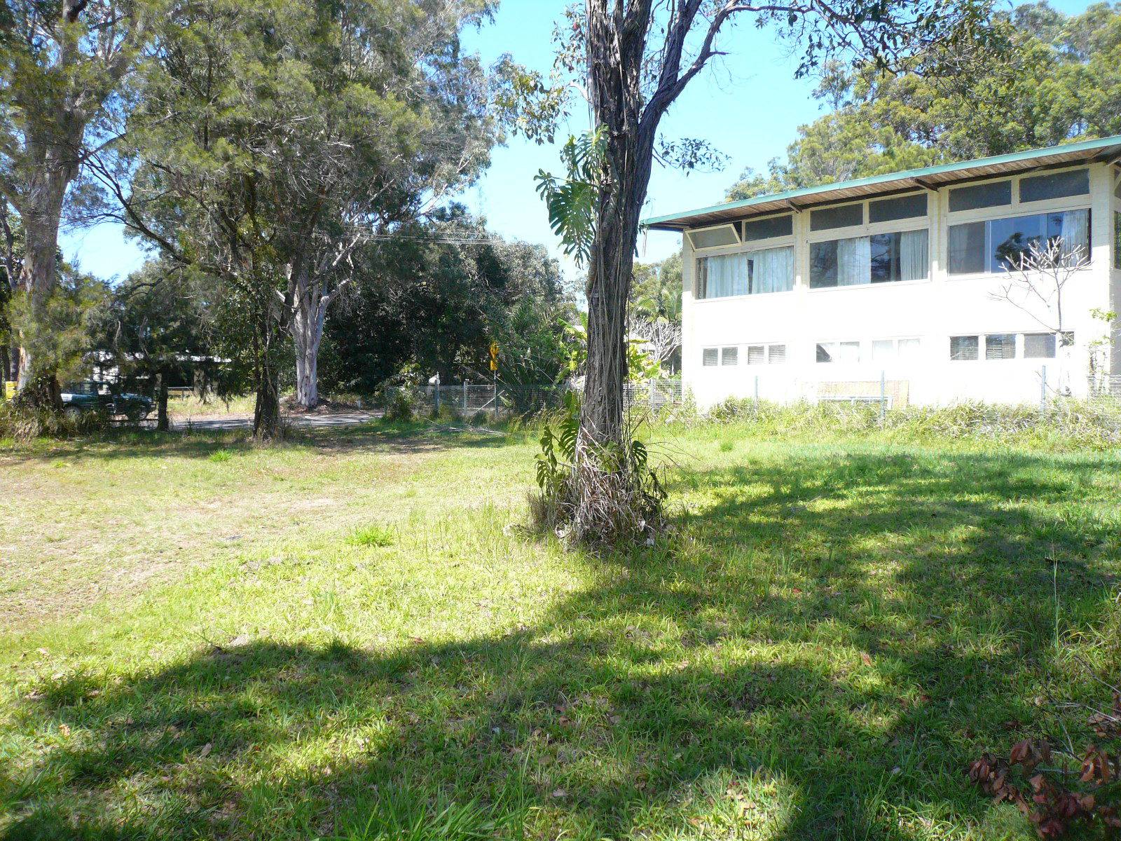 37 Cooee Crescent, Macleay Island, Macleay Island - Thumbnail 3