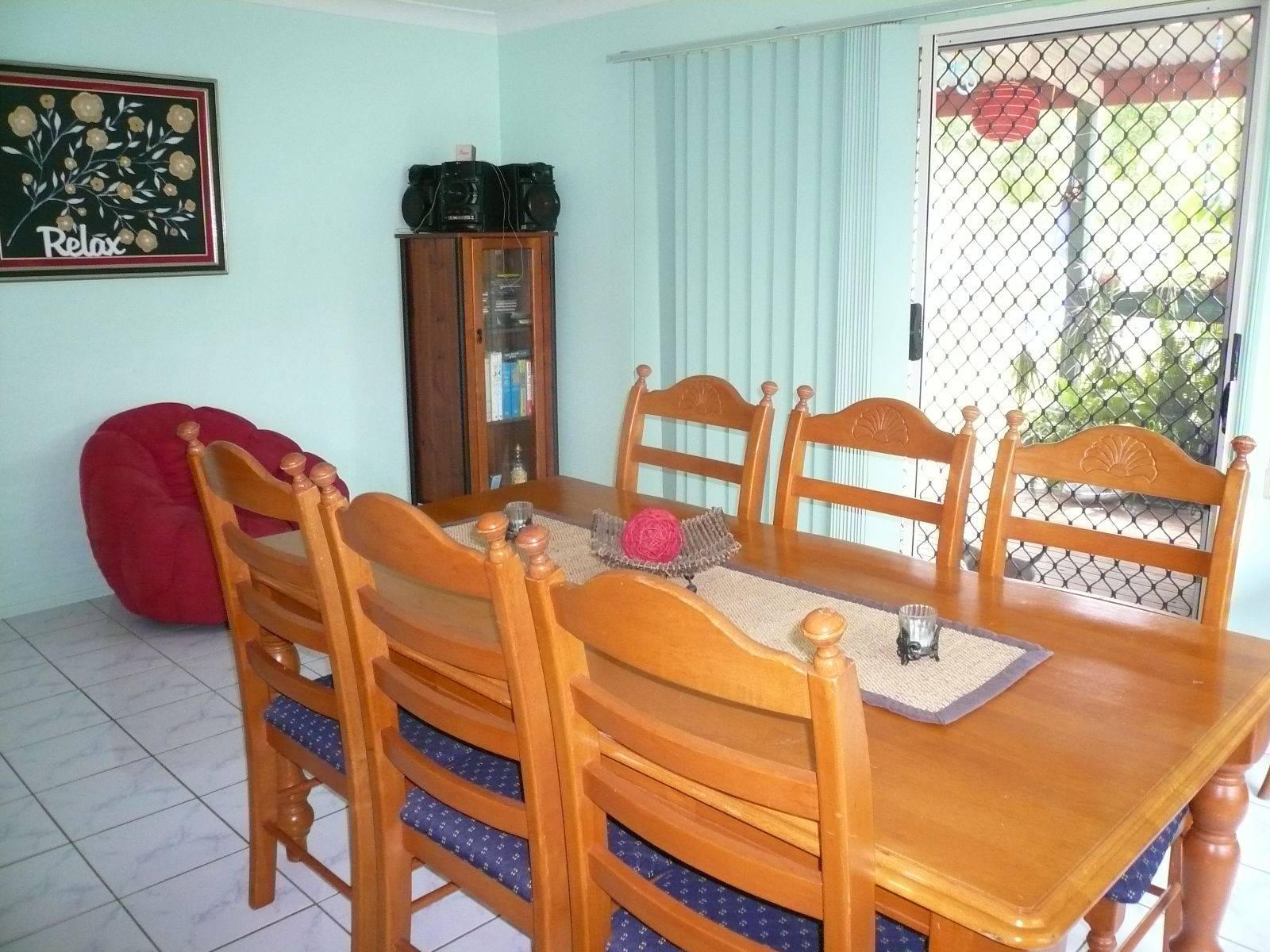 15 Benowa Street, Macleay Island, Macleay Island - Thumbnail 3