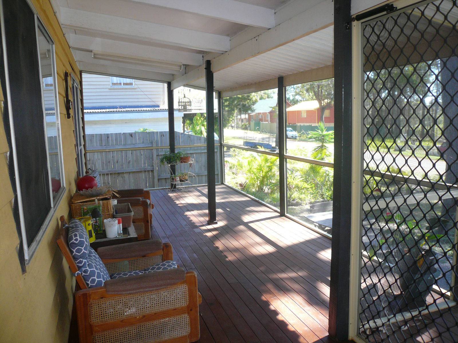 30 Blue Bay Crescent, Macleay Island, Macleay Island - Thumbnail 4
