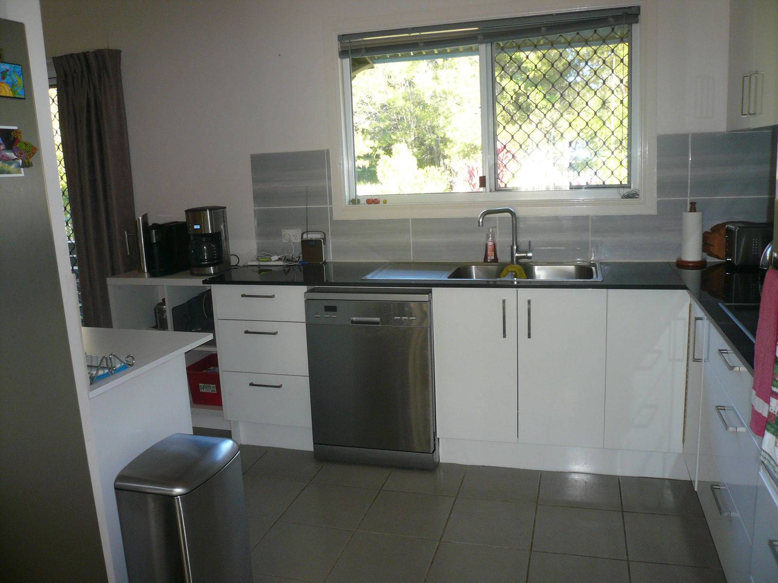 49-51 Scotts Road, Macleay Island, Macleay Island - Thumbnail 3