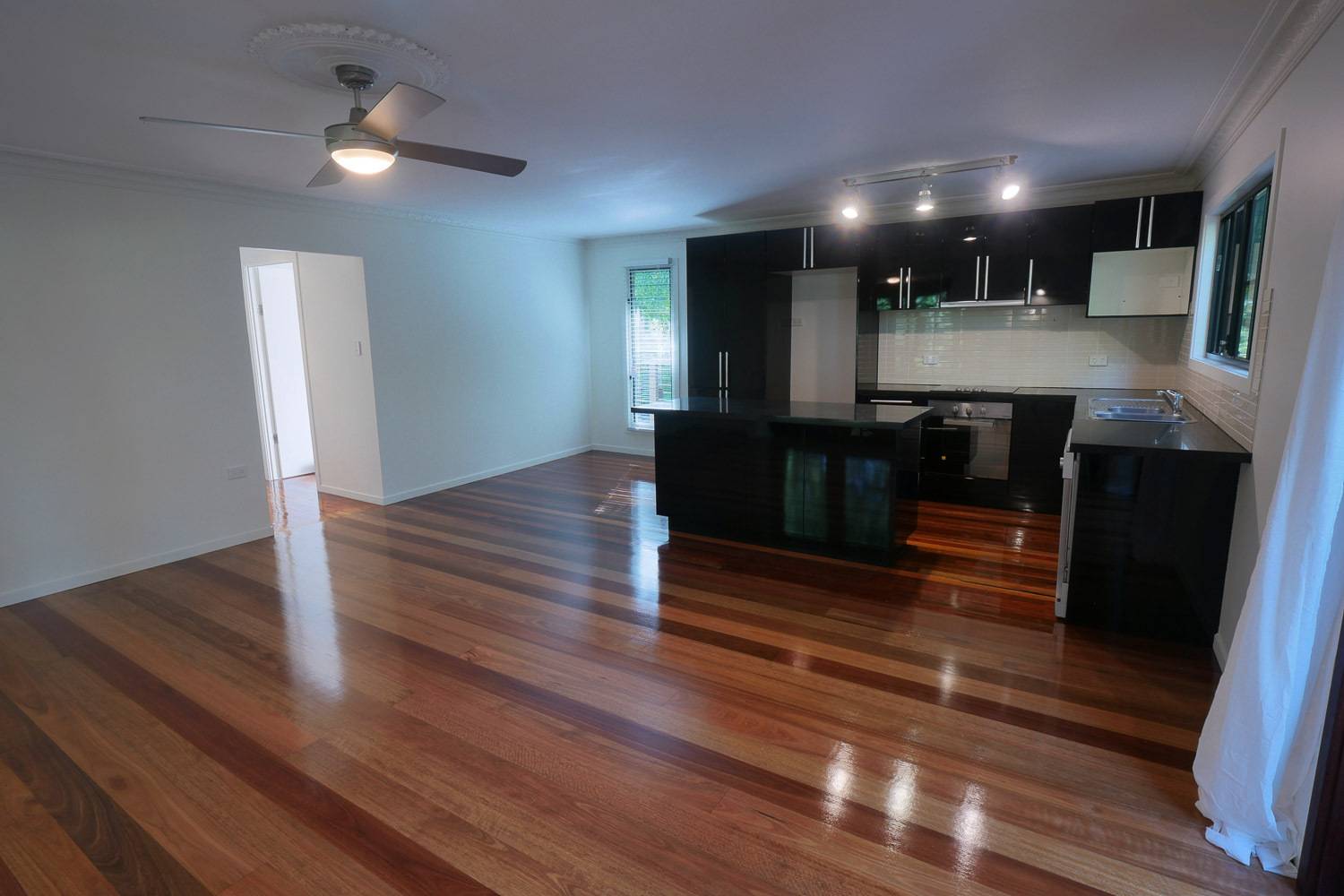 19 Nectar St, Lamb Island, Lamb Island - Thumbnail 7