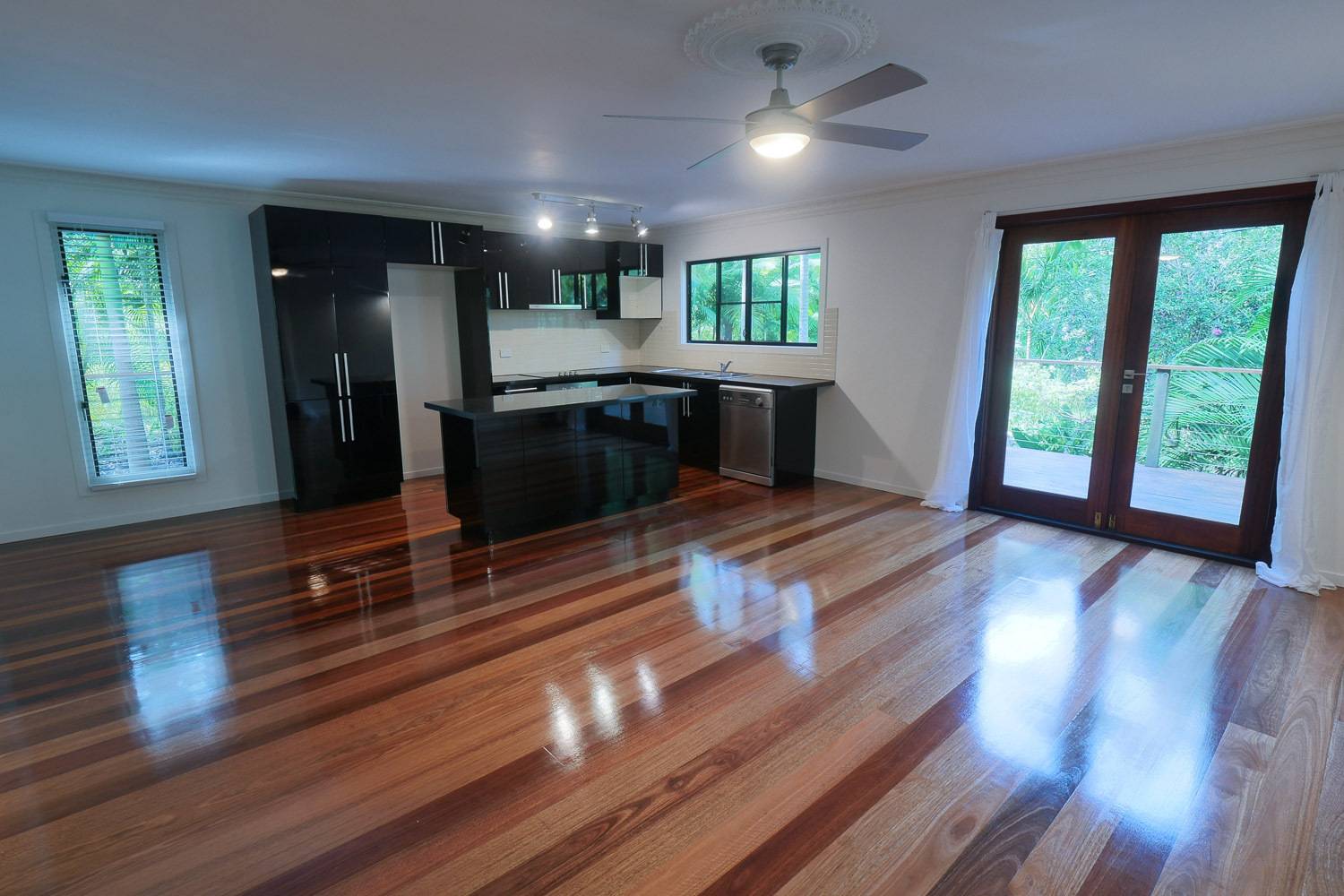 19 Nectar St, Lamb Island, Lamb Island - Thumbnail 5