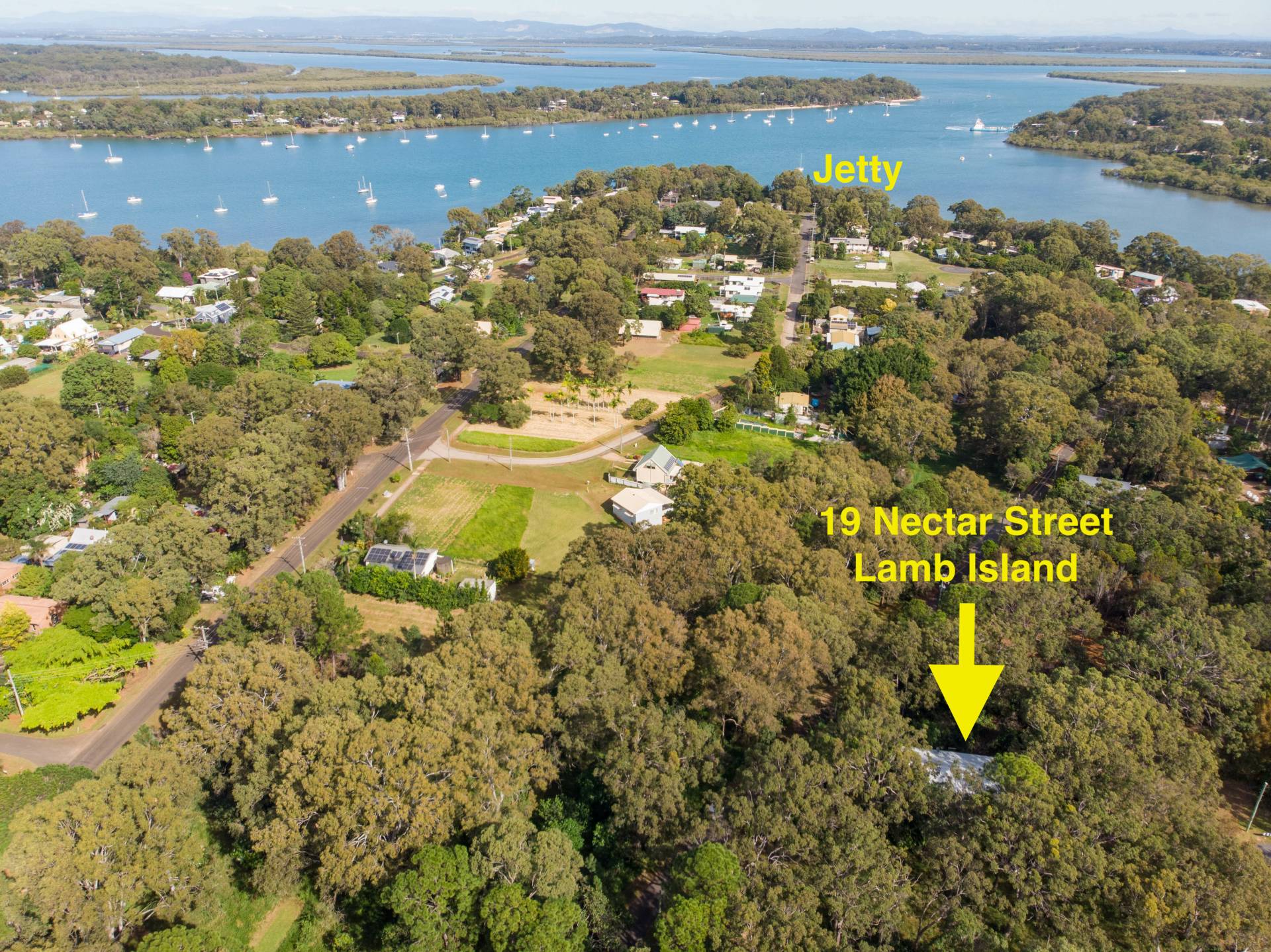19 Nectar St, Lamb Island, Lamb Island - Thumbnail 2