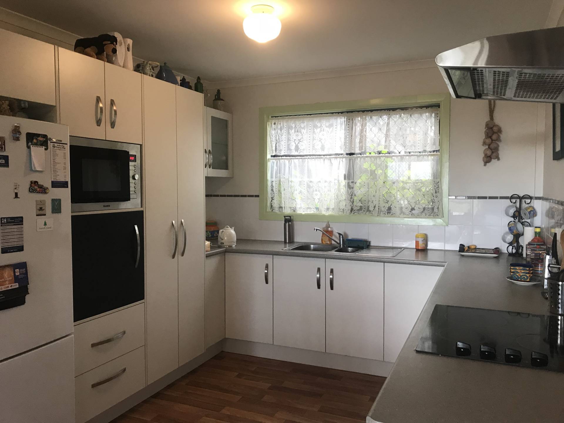 1 Waterside Dr, Macleay Island, Macleay Island - Thumbnail 3