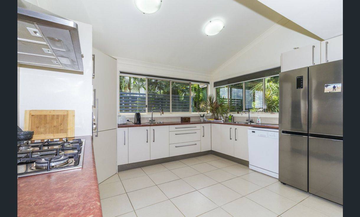 20 Calmwaters Cres, Macleay Island, Macleay Island - Thumbnail 5