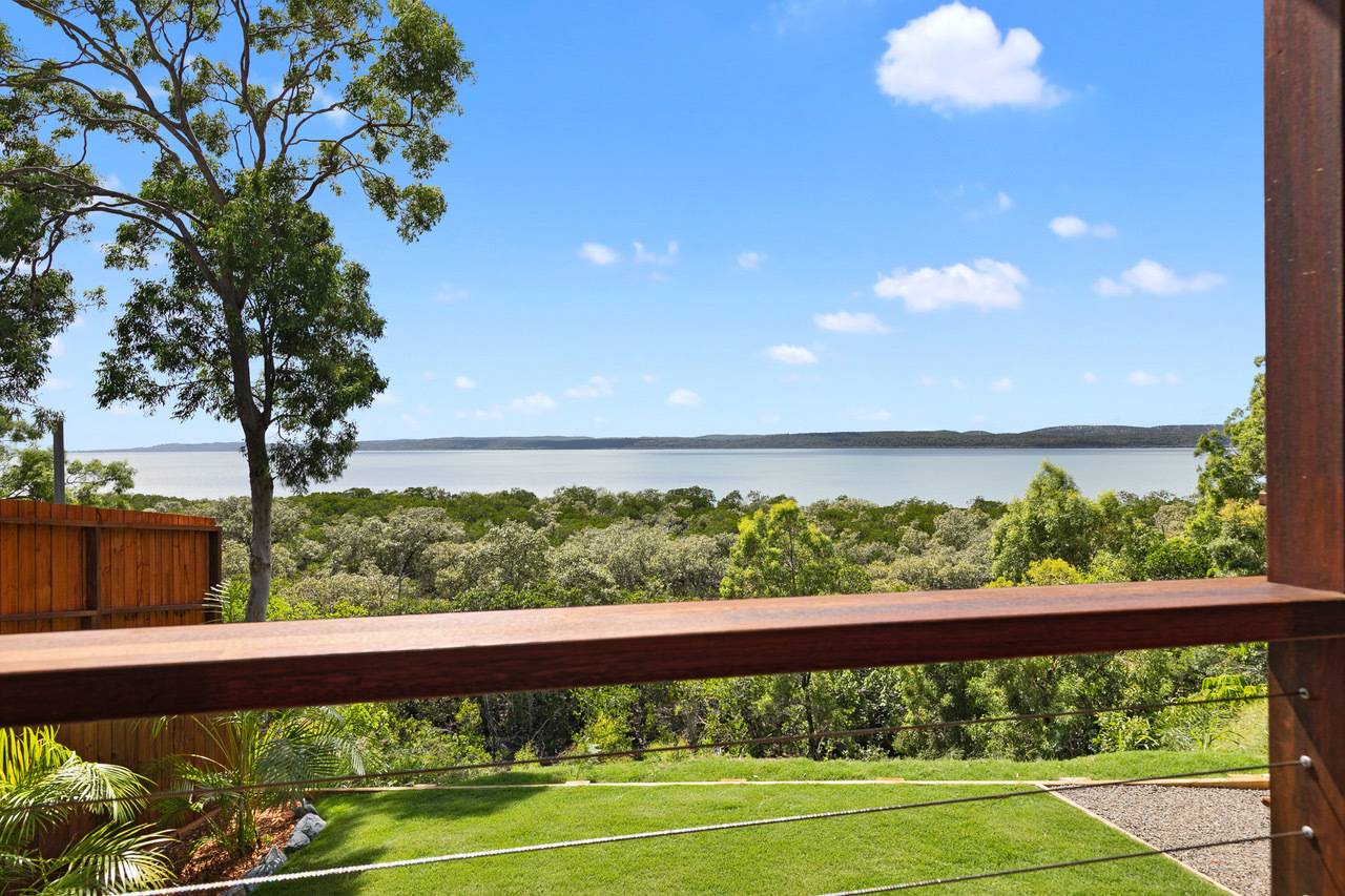 40 Blue Waters Cres, Macleay Island, Macleay Island - Thumbnail 2