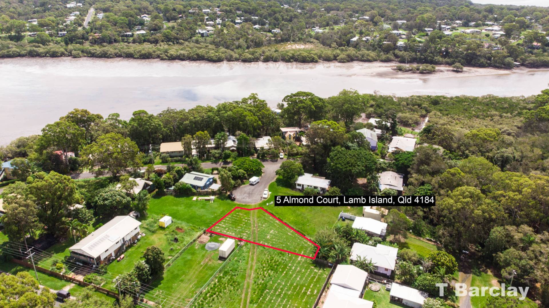 5 Almond Court, Lamb Island, Lamb Island - Thumbnail 2
