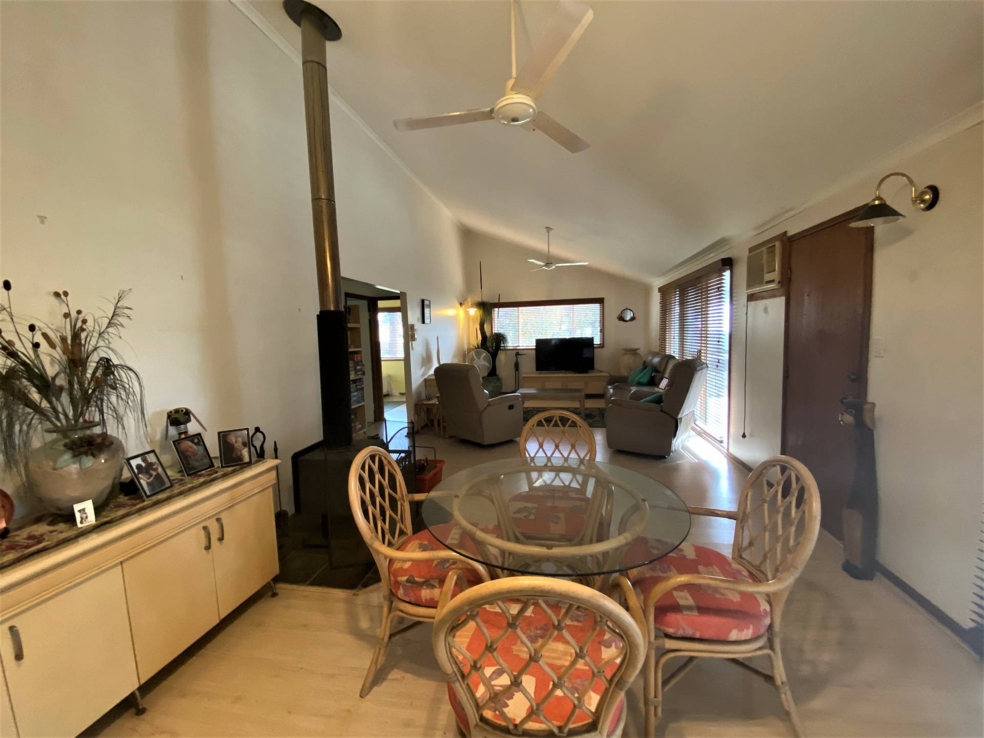 4 Wharf St, Macleay Island, Macleay Island - Thumbnail 6
