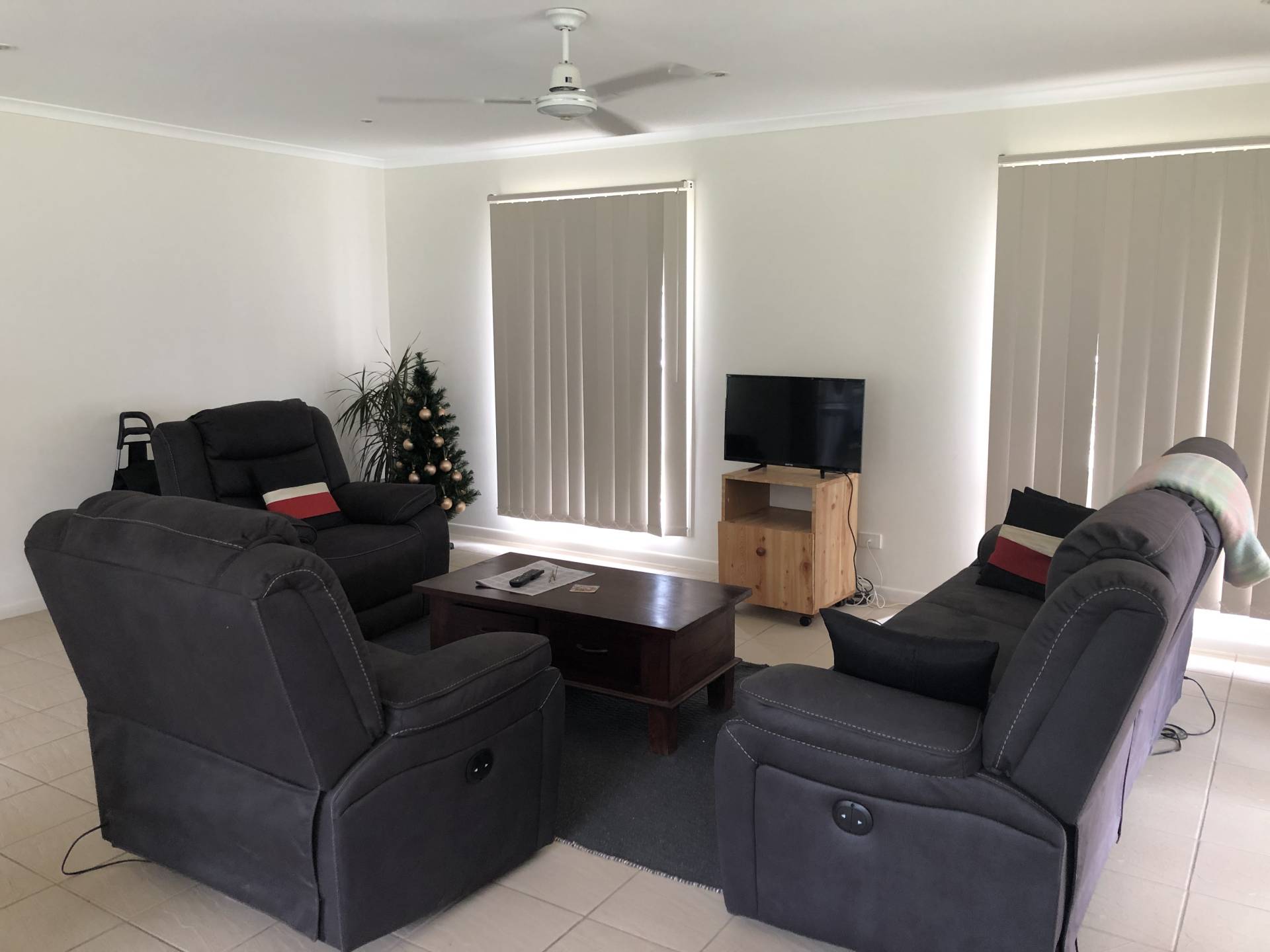 4-6 Kevin St, Macleay Island, Macleay Island - Thumbnail 4