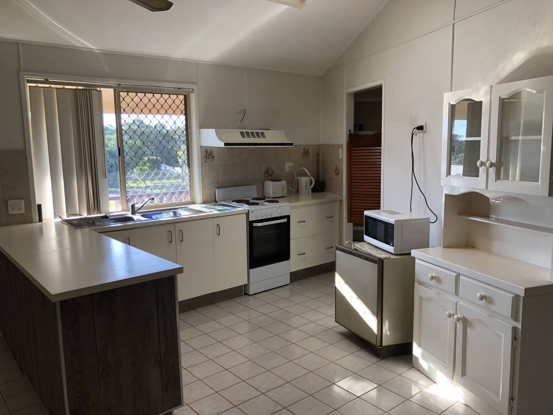 7 Cooee Crescent, Macleay Island, Macleay Island - Thumbnail 4