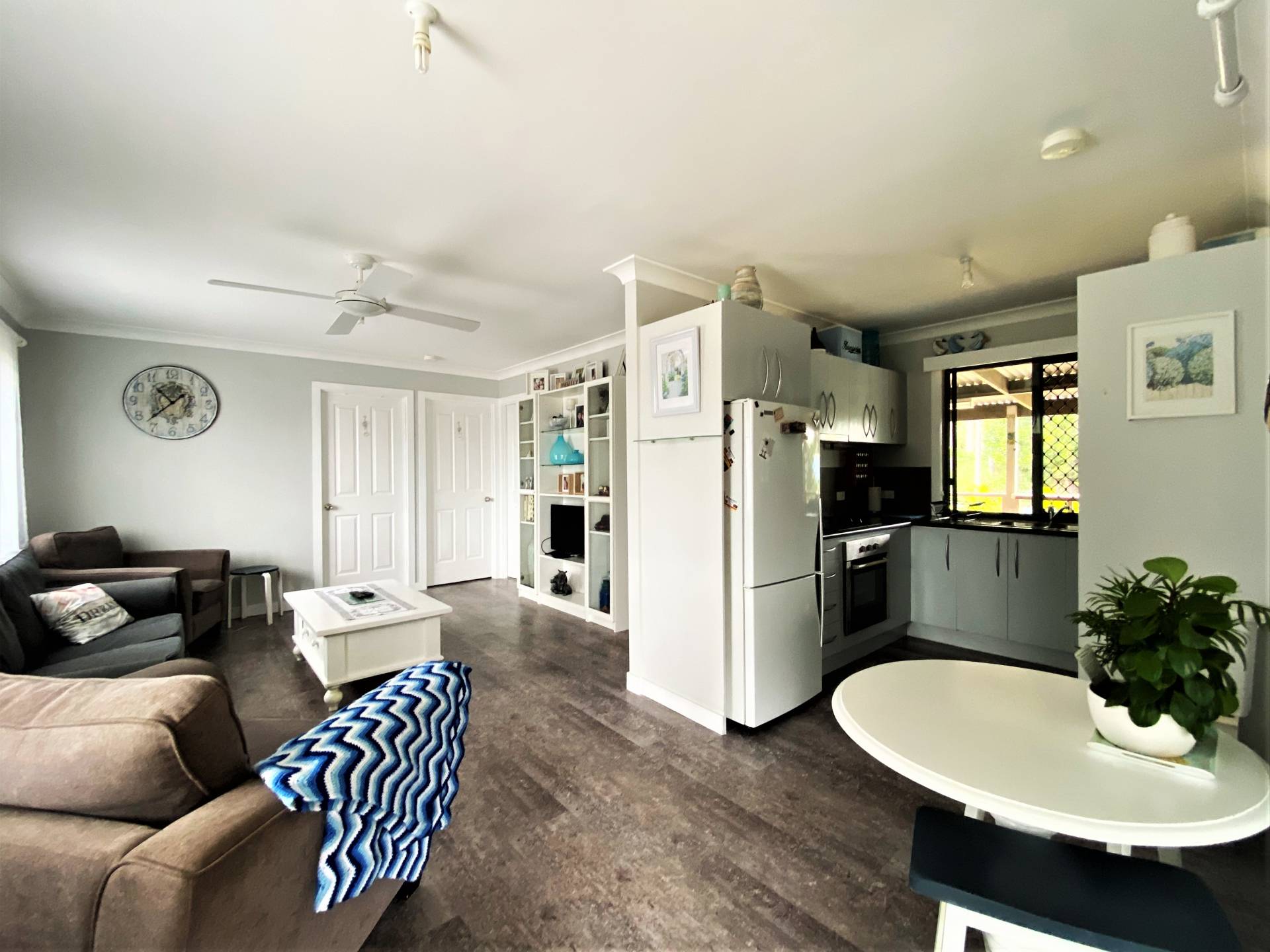 18 Cooee Cres, Macleay Island, Macleay Island - Thumbnail 3