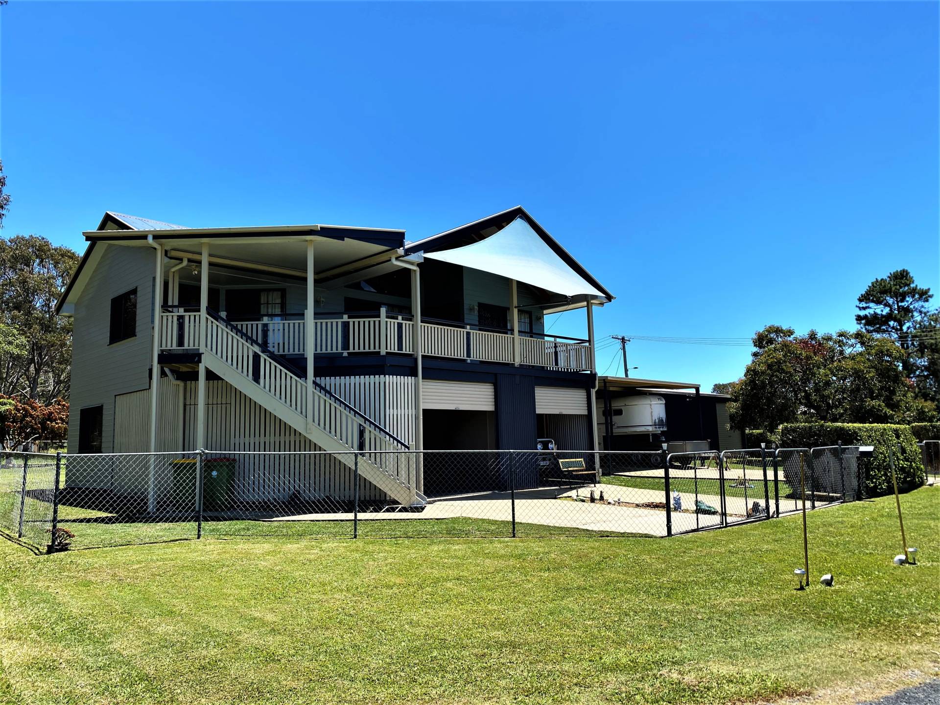 8 Aura Ct, Macleay Island, Macleay Island - Thumbnail 2