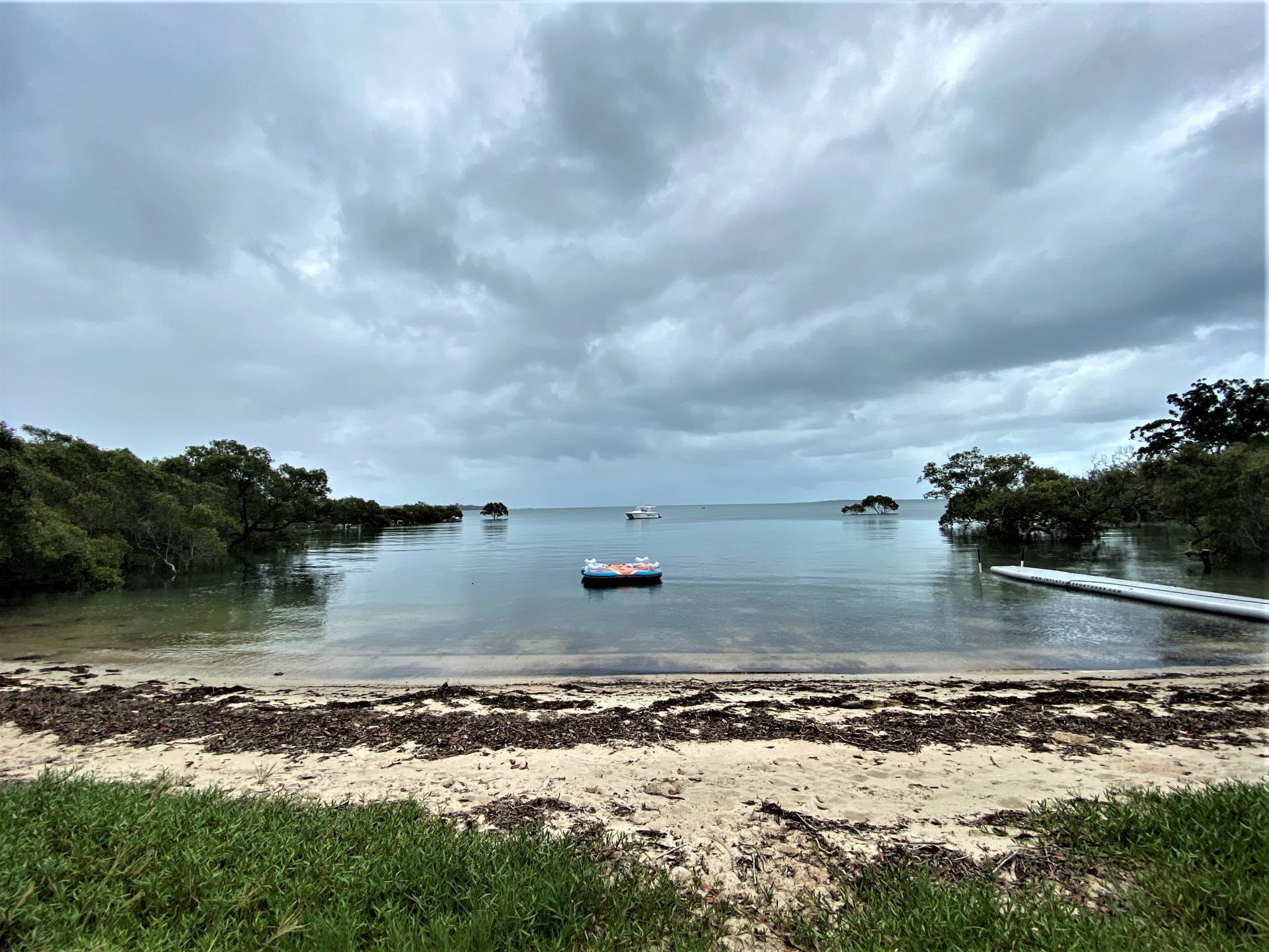 69 Coondooroopa Dr, Macleay Island, Macleay Island - Thumbnail 2