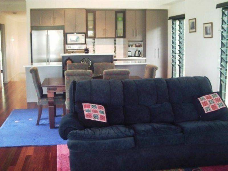 76 Coondooroopa Dr, Macleay Island, Macleay Island - Thumbnail 3