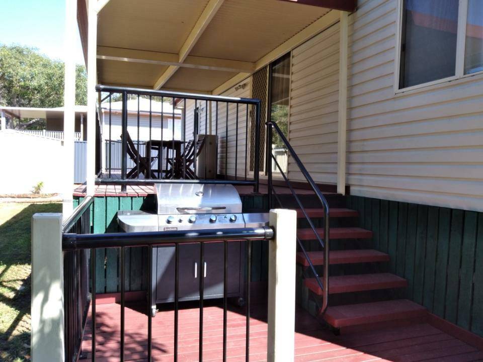 6 Lemontree Dr, Macleay Island, Macleay Island - Thumbnail 2