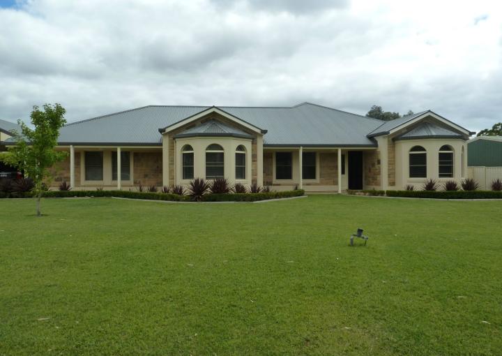 6 Miamba Close, Penola