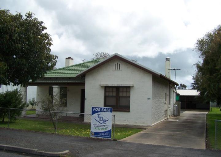 92 Church Street St, Penola