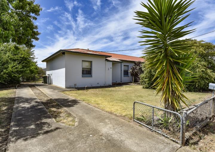 1 Mcpherson St, Penola