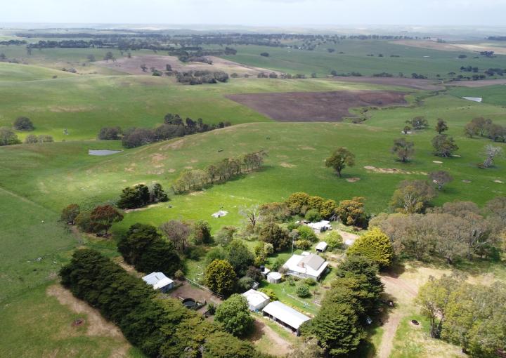 400 Bella Vista Rd, Carapook