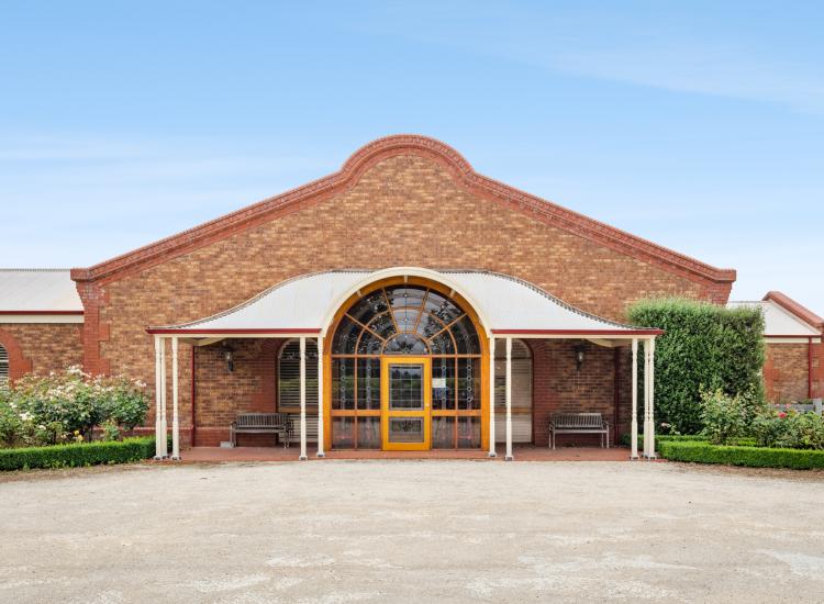 Versatile Opportunity in the Heart of Coonawarra