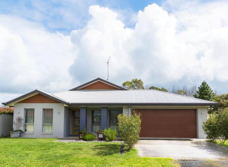 Expansive Family Living in Great Location