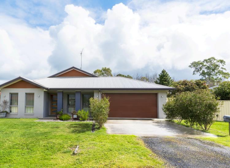 Expansive Family Living in Great Location